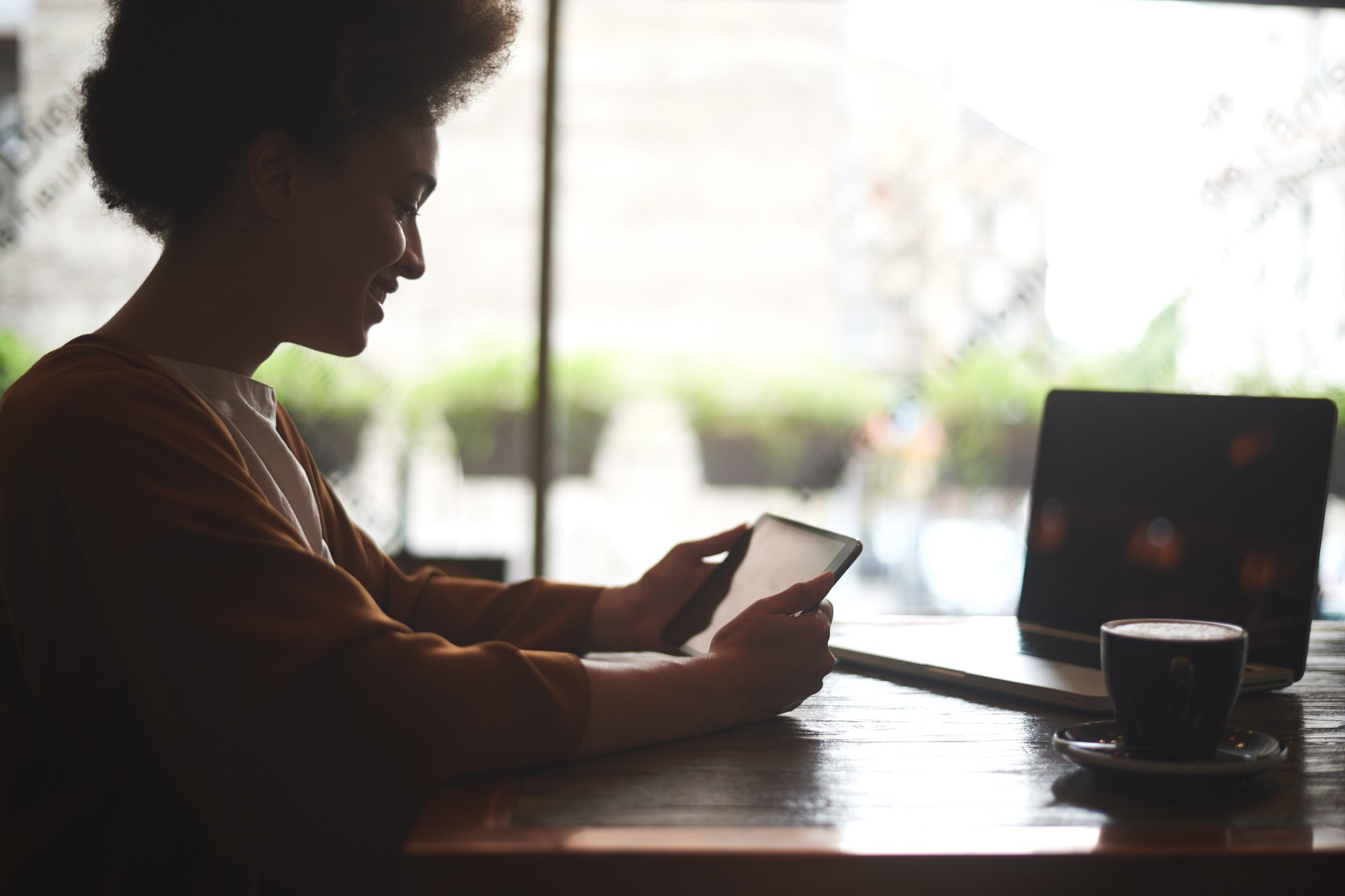 Using AI in Your Relationship: A Practical Guide